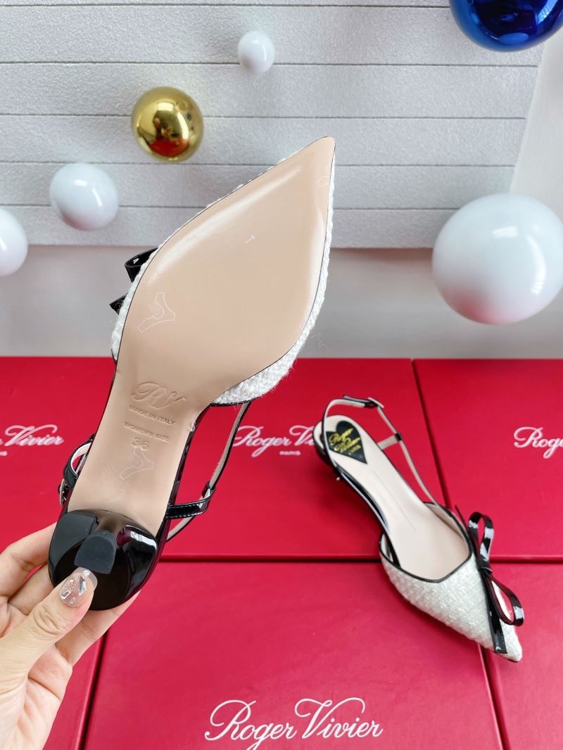 Roger Vivier flat shoes